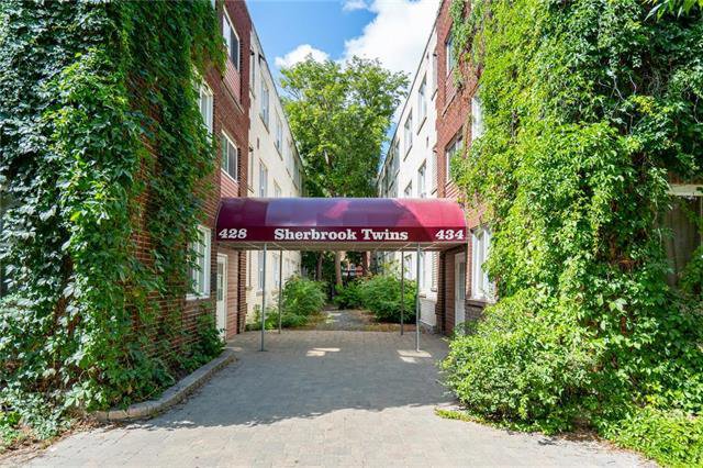 Main Photo: 36 428 Sherbrook Street in Winnipeg: West End Condominium for sale (5A) : MLS®# 1923083