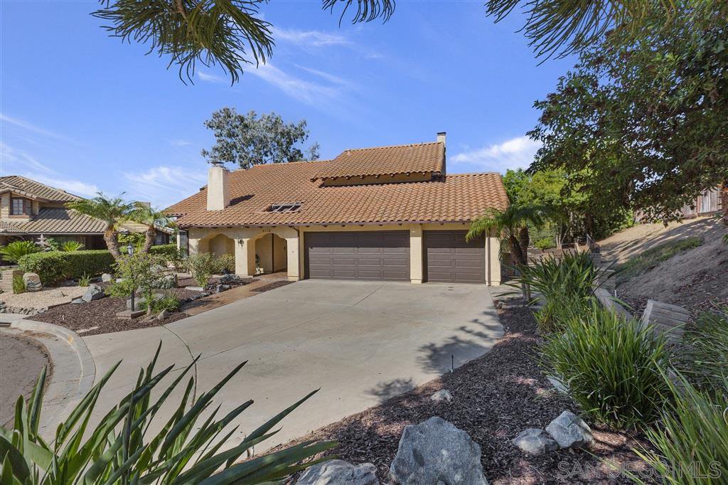 Main Photo: LA MESA House for sale : 3 bedrooms : 4612 Katy Ct
