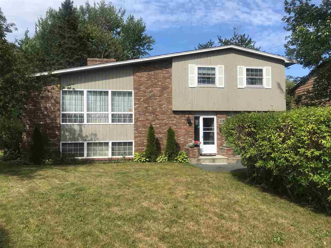 Main Photo: 35 Avondale Road in Cole Harbour: 16-Colby Area Residential for sale (Halifax-Dartmouth) : MLS®# 202017533