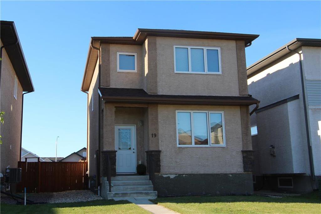 Main Photo: 19 Stan Schriber Crescent in Winnipeg: Transcona Residential for sale (3K) : MLS®# 202012993