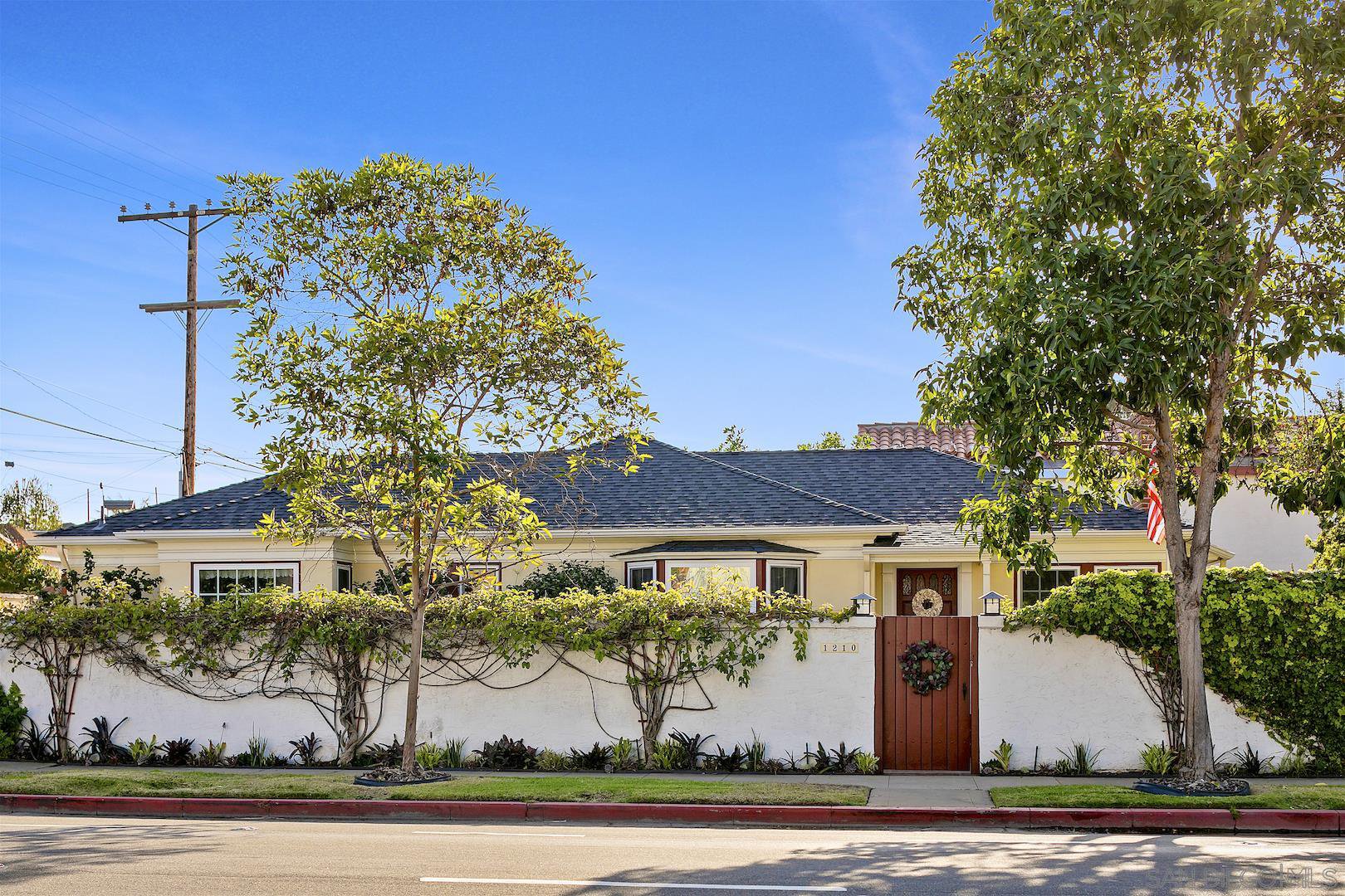 Main Photo: House for sale : 3 bedrooms : 1210 3rd Street in Coronado