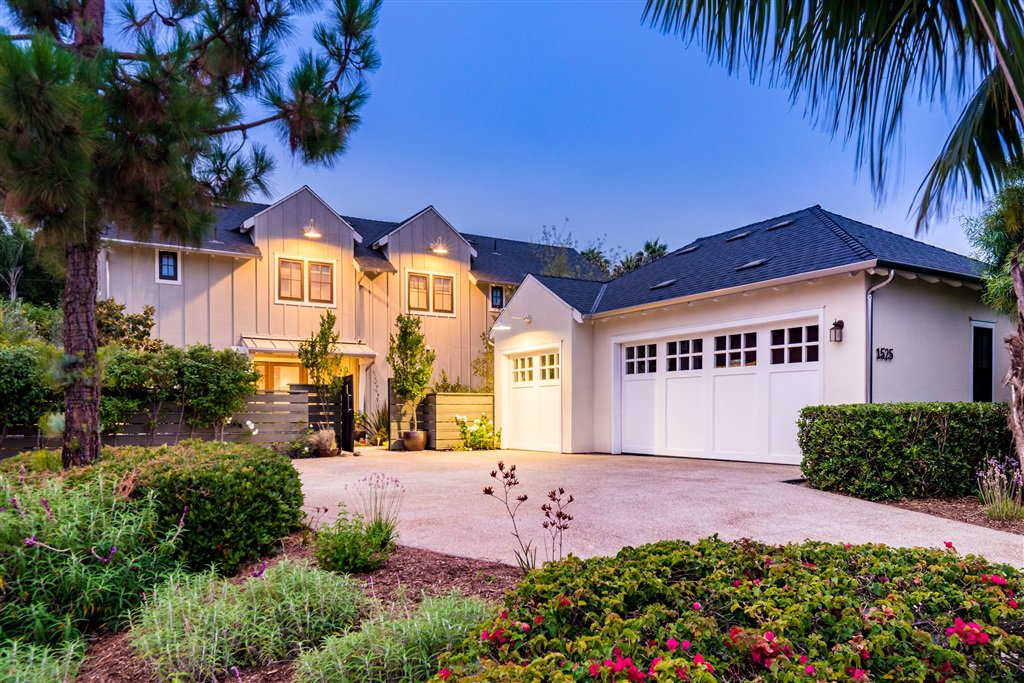 Main Photo: LEUCADIA House for sale : 4 bedrooms : 1525 Halia Ct in Encinitas