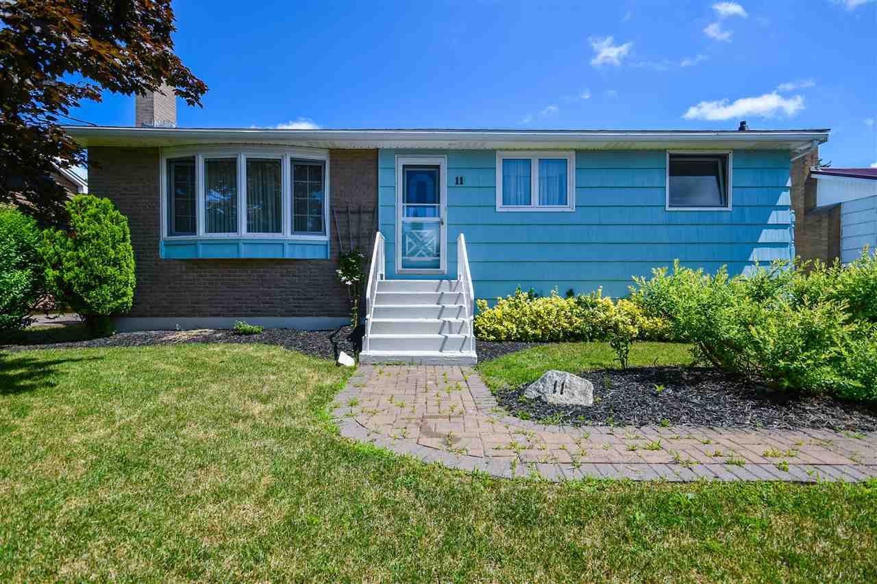 Main Photo: 11 Delmac Court in Dartmouth: 17-Woodlawn, Portland Estates, Nantucket Residential for sale (Halifax-Dartmouth) : MLS®# 202015197