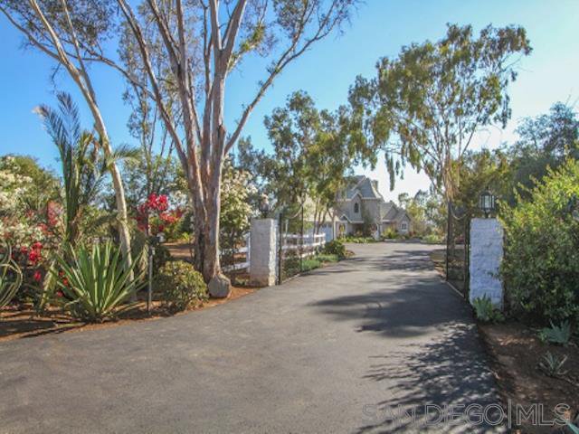 Main Photo: RANCHO SANTA FE House for sale : 5 bedrooms : 16544 Franzen Farm Rd in San Diego