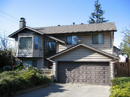 Main Photo: 13207 65A Avenue: House for sale (West Newton)