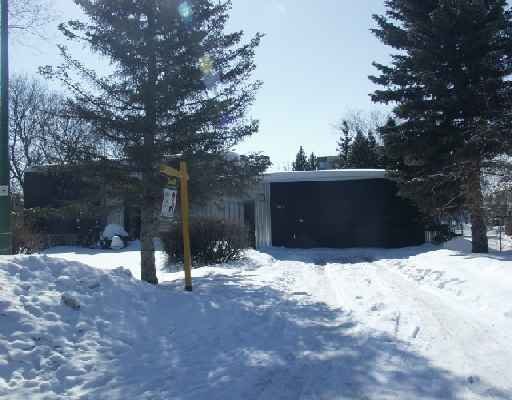 Main Photo: Charleswood in : Charleswood House for sale (South West Winnipeg) : MLS®# 2603087