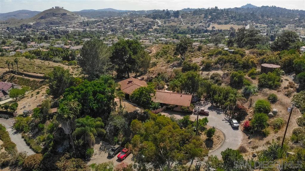 Main Photo: RANCHO SAN DIEGO House for sale : 4 bedrooms : 1766 Treseder Circle in El Cajon