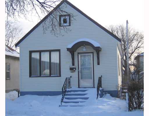 Main Photo: 758 ALFRED Avenue in WINNIPEG: North End Residential for sale (North West Winnipeg) : MLS®# 2801604