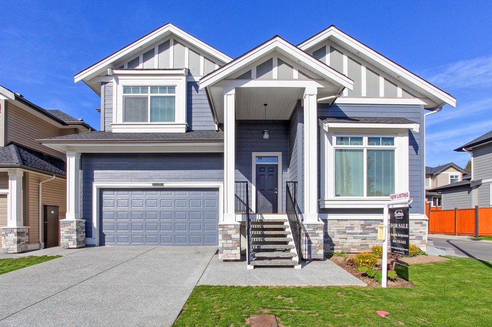 Main Photo: 20381 Wicklund Avenue in VillageWalk: Home for sale : MLS®# R2115562