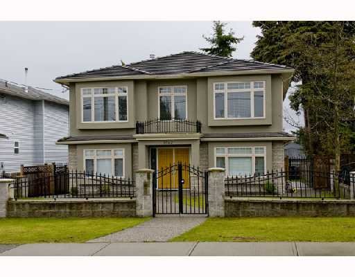 Main Photo: 8362 14TH AV in Burnaby: East Burnaby House for sale (Burnaby East) : MLS®# V701854