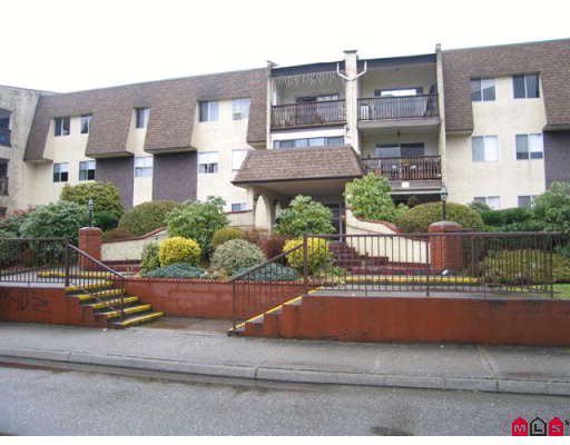 Main Photo: 351 2821 TIMS Street in Abbotsford: Abbotsford West Condo for sale in "PARKVIEW ESTATES" : MLS®# F2802154