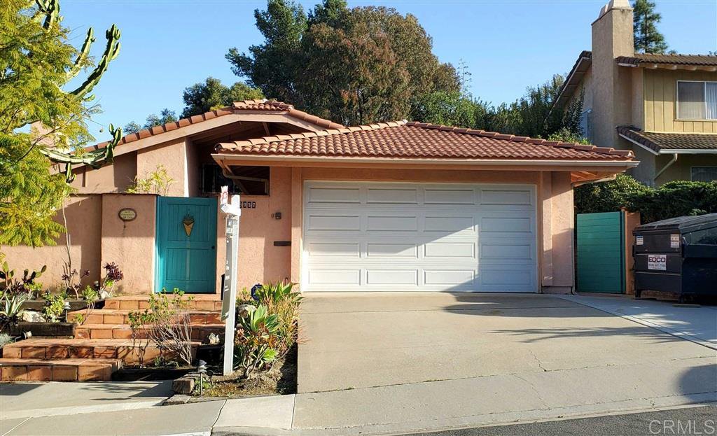 Main Photo: DEL CERRO House for sale : 4 bedrooms : 8057 Hillandale Dr in San Diego
