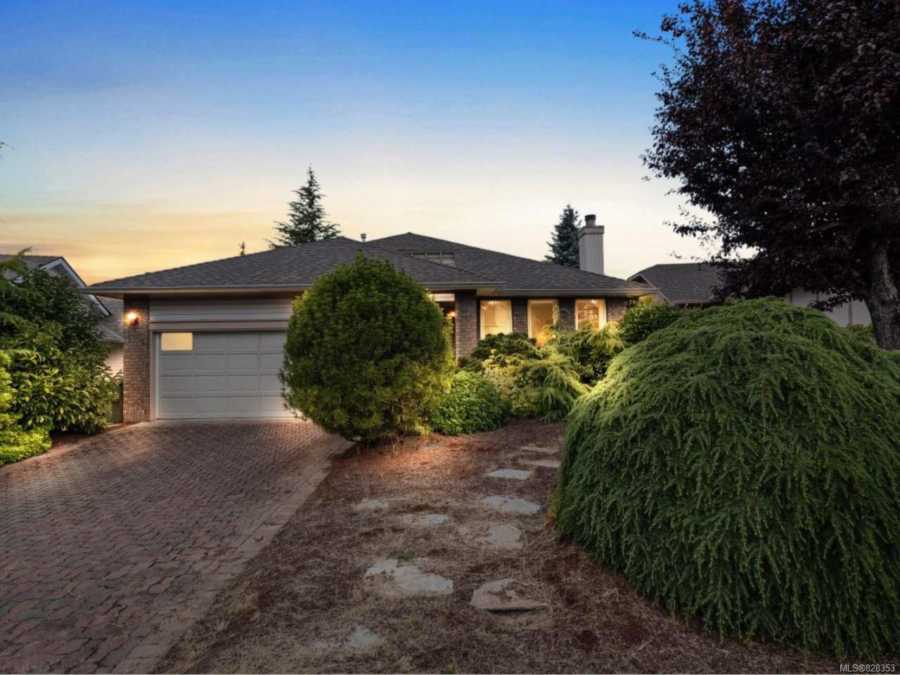 Main Photo: 621 Pine Ridge Dr in COBBLE HILL: ML Cobble Hill House for sale (Malahat & Area) : MLS®# 828353
