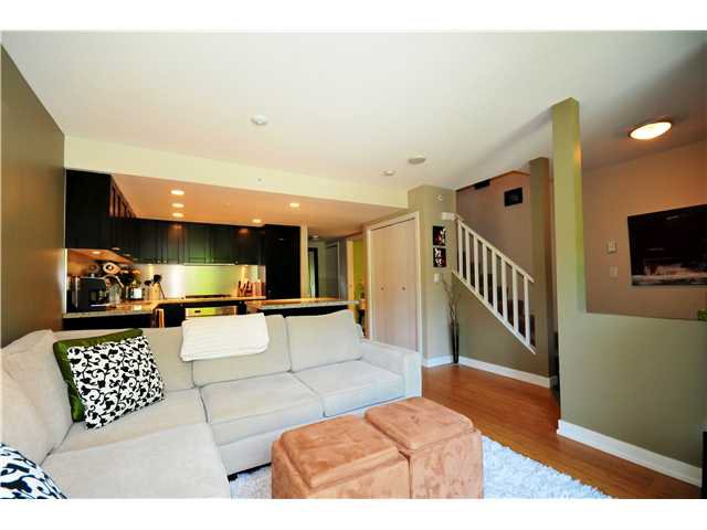 Main Photo: in Vancouver: Yaletown Condo for sale (Vancouver West) : MLS®# V919961