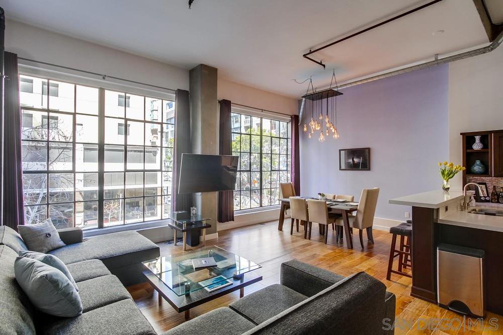 Main Photo: DOWNTOWN Condo for sale : 1 bedrooms : 350 11th Ave #341 in San Diego