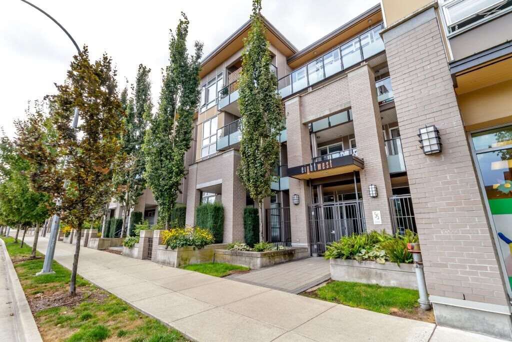 Main Photo: 108 55 EIGHTH AVENUE in New Westminster: GlenBrooke North Condo : MLS®# R2404575