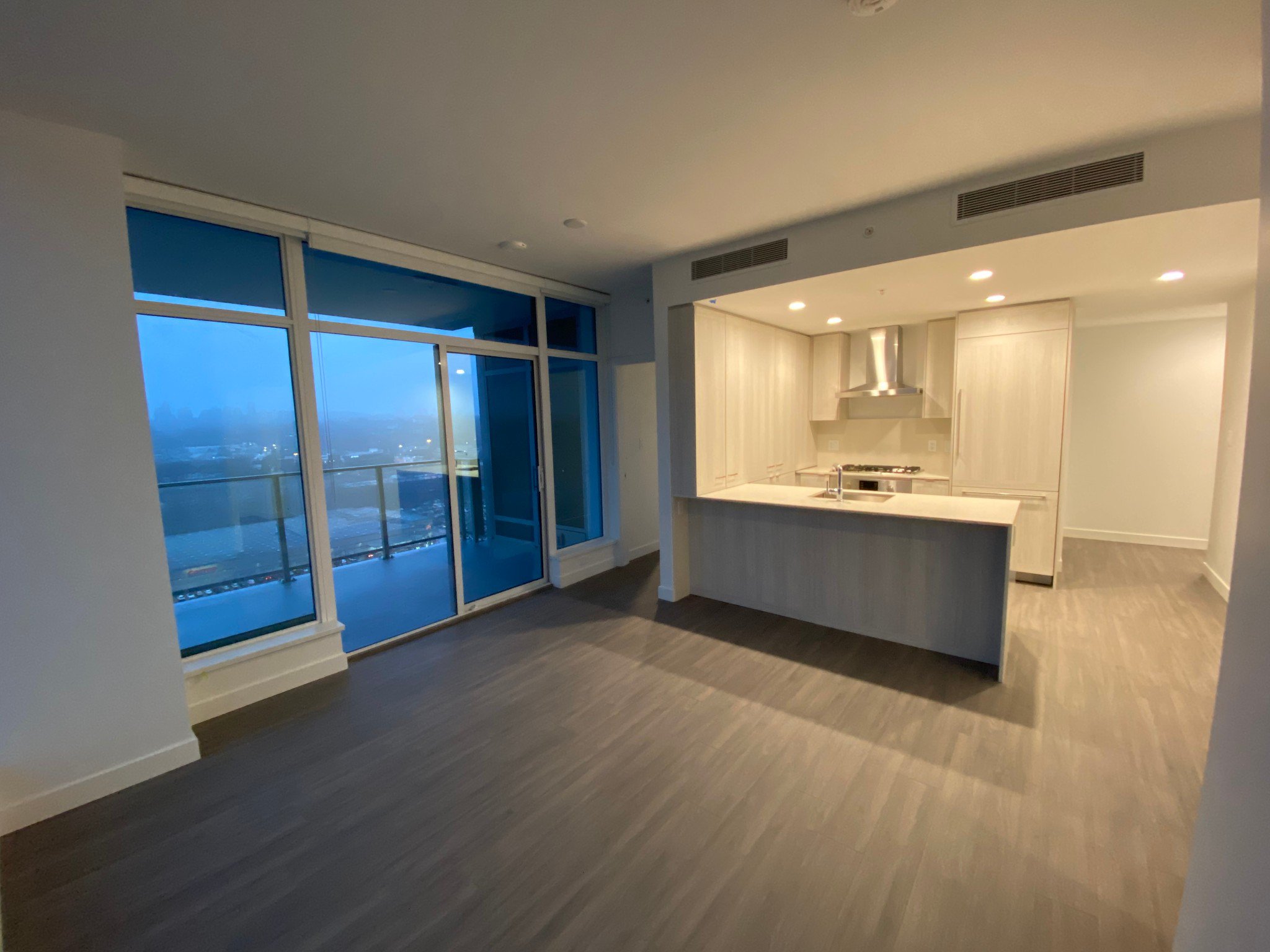 Main Photo: 2201 2351 Beta Avenue in Burnaby: Condo for rent (Burnaby North)