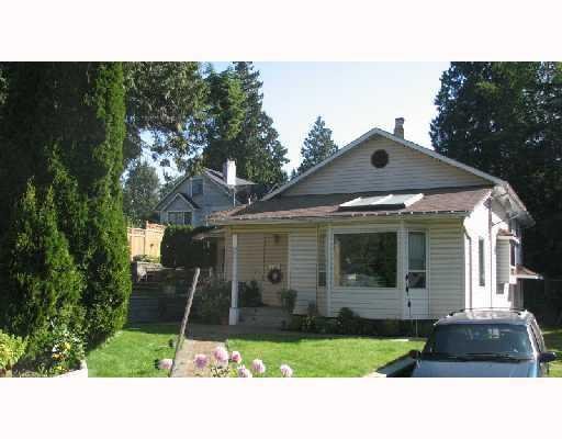 Main Photo: 2136 WESTVIEW DR: House for sale : MLS®# V718913