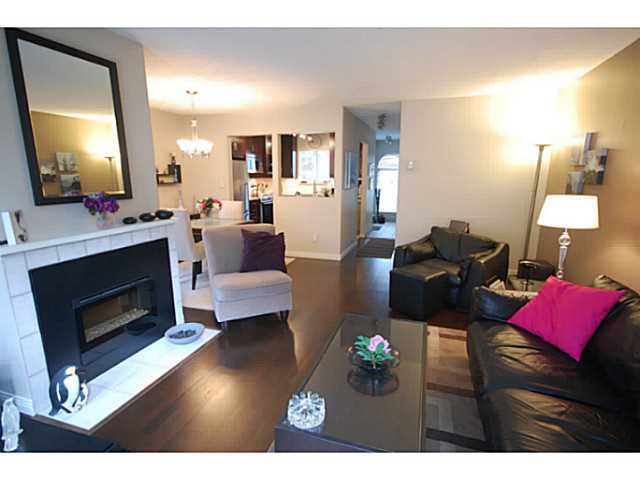 Main Photo: 47 900 W 17TH ST, North Vancouver, BC, V7P 3K5 in North Vancouver: VNVHM Residential Attached for sale : MLS®# V1138310