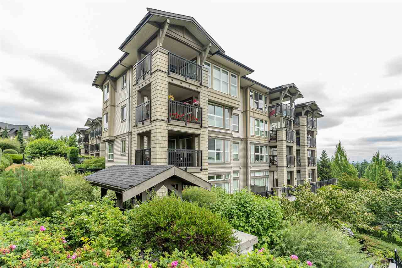Main Photo: 407 3082 DAYANEE SPRINGS BOULEVARD in Coquitlam: Westwood Plateau Condo for sale : MLS®# R2389604