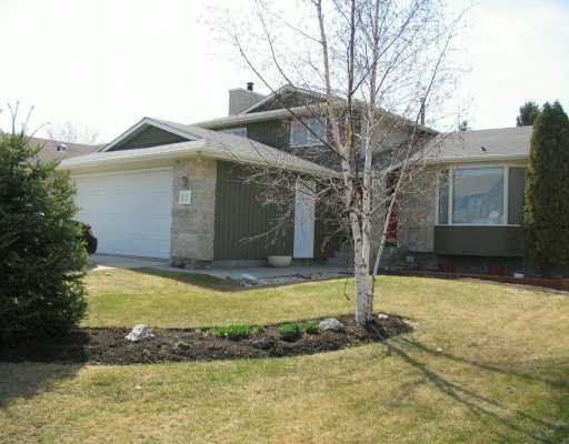 Main Photo: 87 BRENTLAWN Boulevard in WINNIPEG: Fort Garry / Whyte Ridge / St Norbert Single Family Detached for sale (South Winnipeg) : MLS®# 2706327