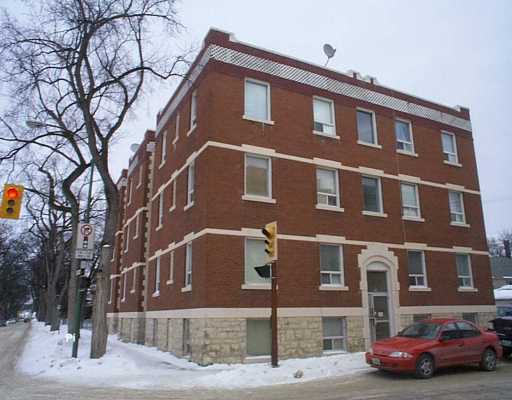 Main Photo: 729 WELLINGTON Avenue West in WINNIPEG: West End / Wolseley Industrial / Commercial / Investment for sale (West Winnipeg) : MLS®# 2802112