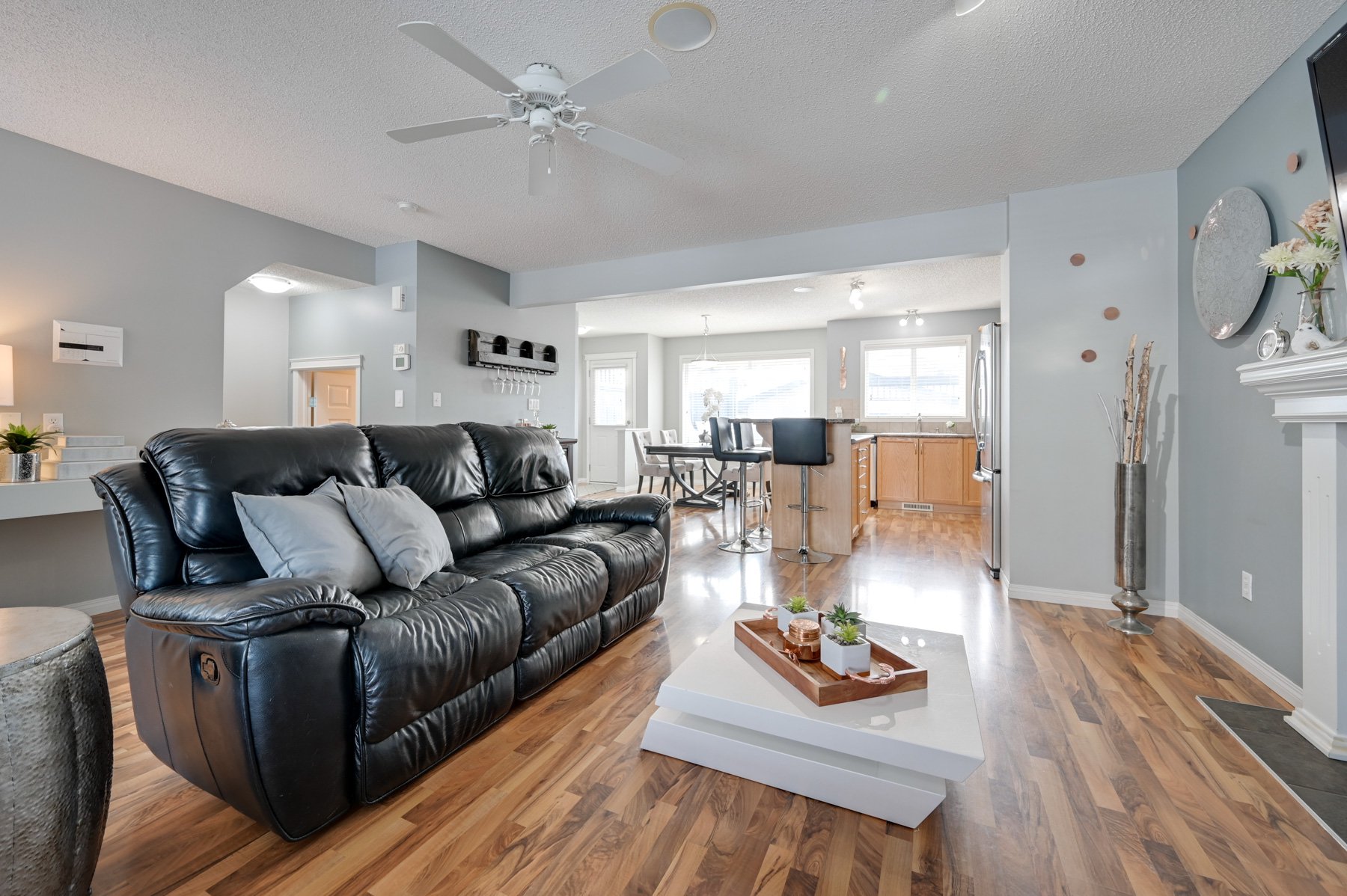 Main Photo: 12023 19 Avenue SW: Edmonton House : MLS®# E4190455