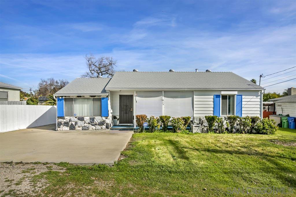 Main Photo: EL CAJON House for sale : 2 bedrooms : 415 Hosmer St