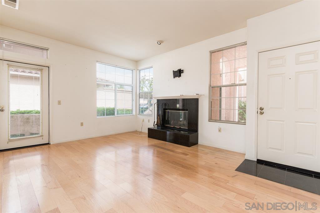 Main Photo: RANCHO BERNARDO Condo for sale : 1 bedrooms : 18614 Caminito Cantilena #329 in San Diego