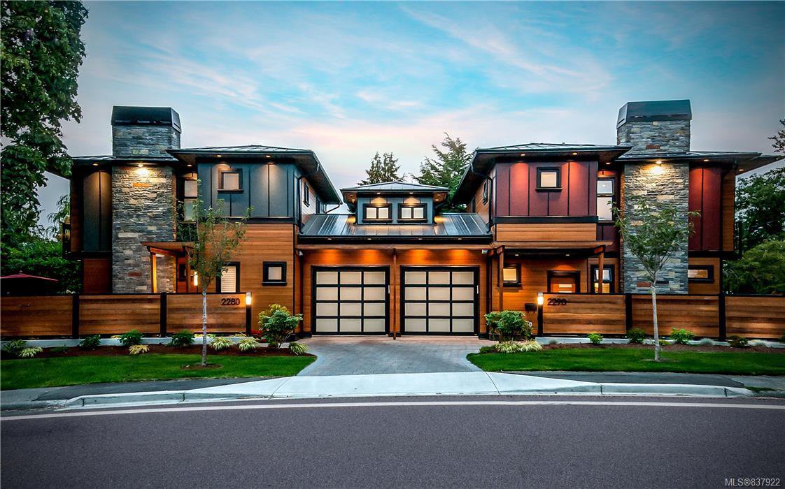 Main Photo: 2290 Estevan Ave in Oak Bay: OB Estevan Half Duplex for sale : MLS®# 837922