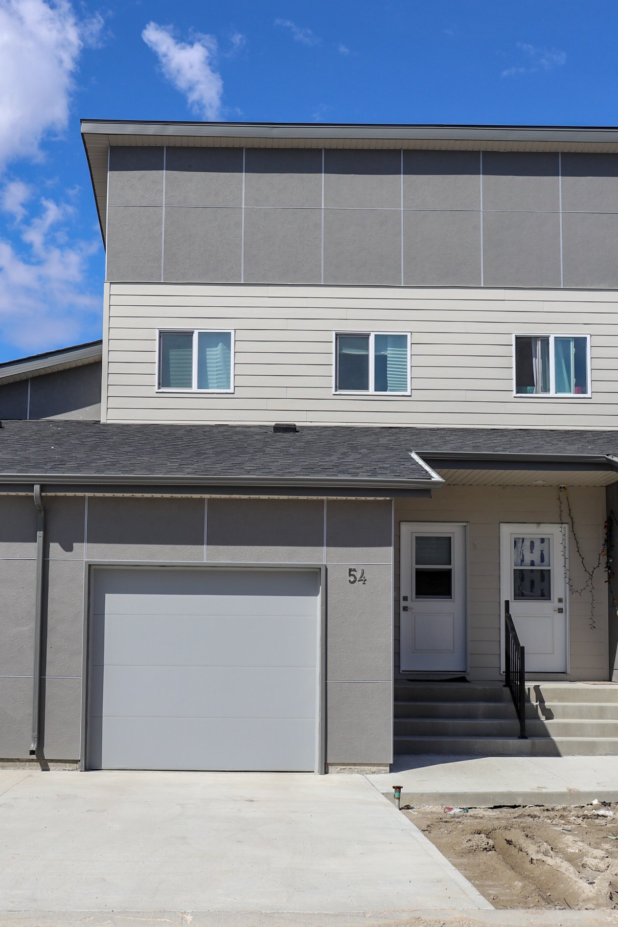 Main Photo: 54 1655 Leila Avenue in Winnipeg: Townhouse for sale (4F) : MLS®# 202002518