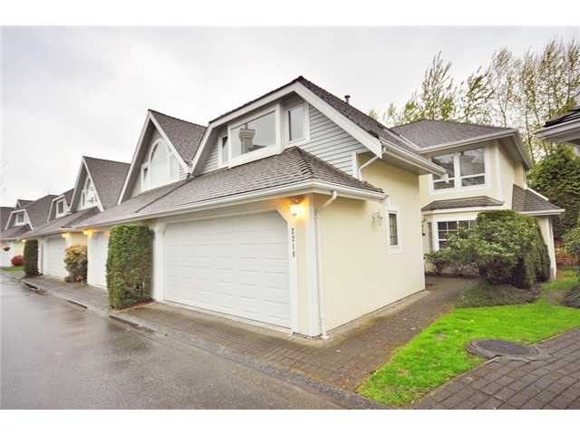 Main Photo: 2218 PORTSIDE CT in Vancouver: Fraserview VE Condo for sale in "RIVERSIDE TERRACE" (Vancouver East) : MLS®# V819139