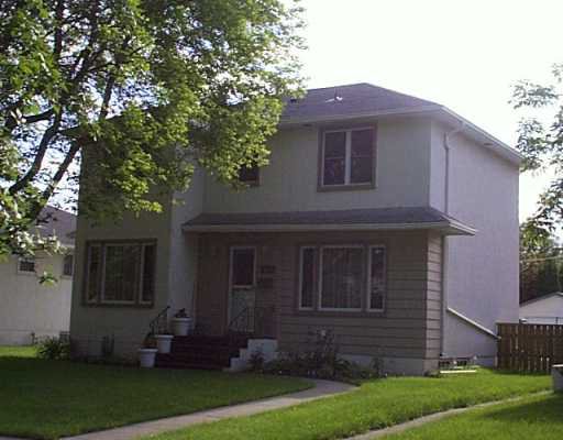 Main Photo: 687 WATERLOO Street in WINNIPEG: River Heights / Tuxedo / Linden Woods Single Family Detached for sale (South Winnipeg) : MLS®# 2710072