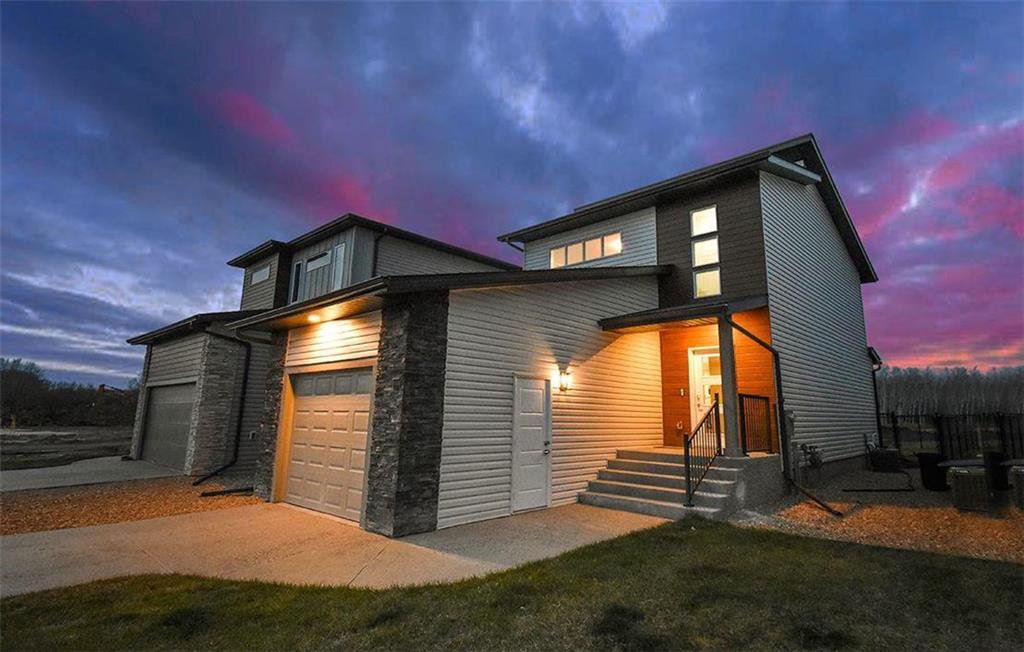 Main Photo: 355 Purvis Boulevard in Selkirk: R14 Residential for sale : MLS®# 202028214