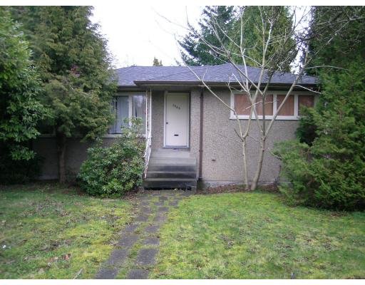Main Photo: 1656 GRAND BV: House for sale : MLS®# V697094