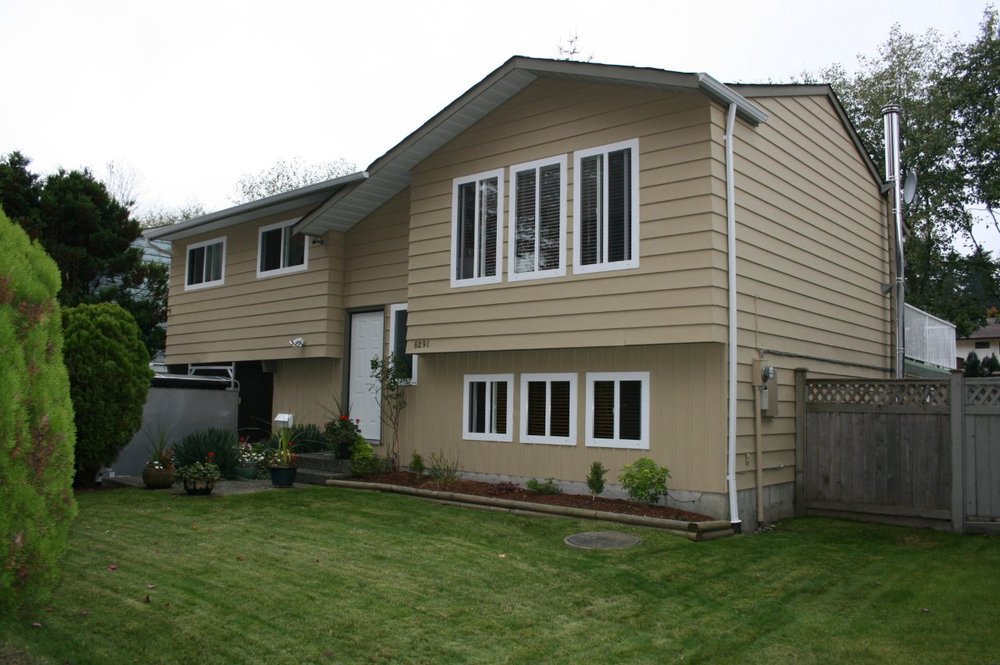 Main Photo: 6291 129A Street in Surrey: Home for sale : MLS®# F1026450