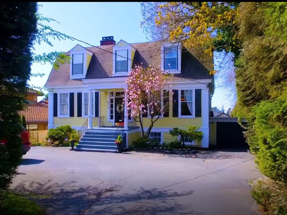 Main Photo: : Vancouver House for sale : MLS®# AR123