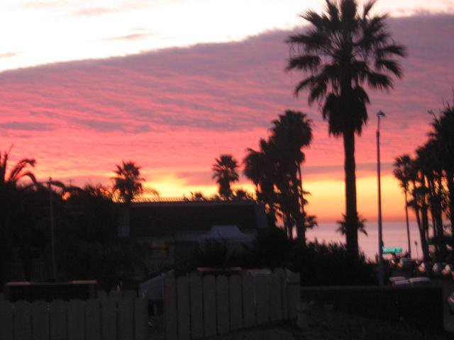 Main Photo: PACIFIC BEACH Condo for sale : 1 bedrooms : 827 1/2 MISSOURI STREET