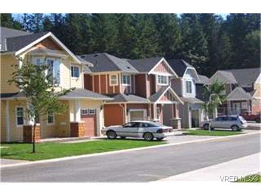Main Photo: 15 3331 Happy Valley Road in VICTORIA: La Happy Valley Single Family Detached for sale (Langford) : MLS®# 215104
