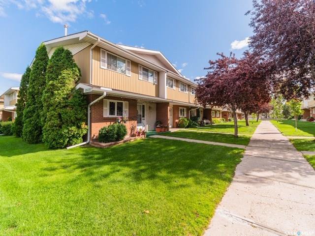 Main Photo: 236 Plainsview Drive in Regina: Albert Park Condominium for sale : MLS®# SK785363