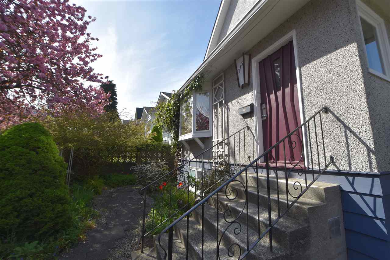Main Photo: 315 E 17TH AVENUE in Vancouver: Main House for sale (Vancouver East) : MLS®# R2286079