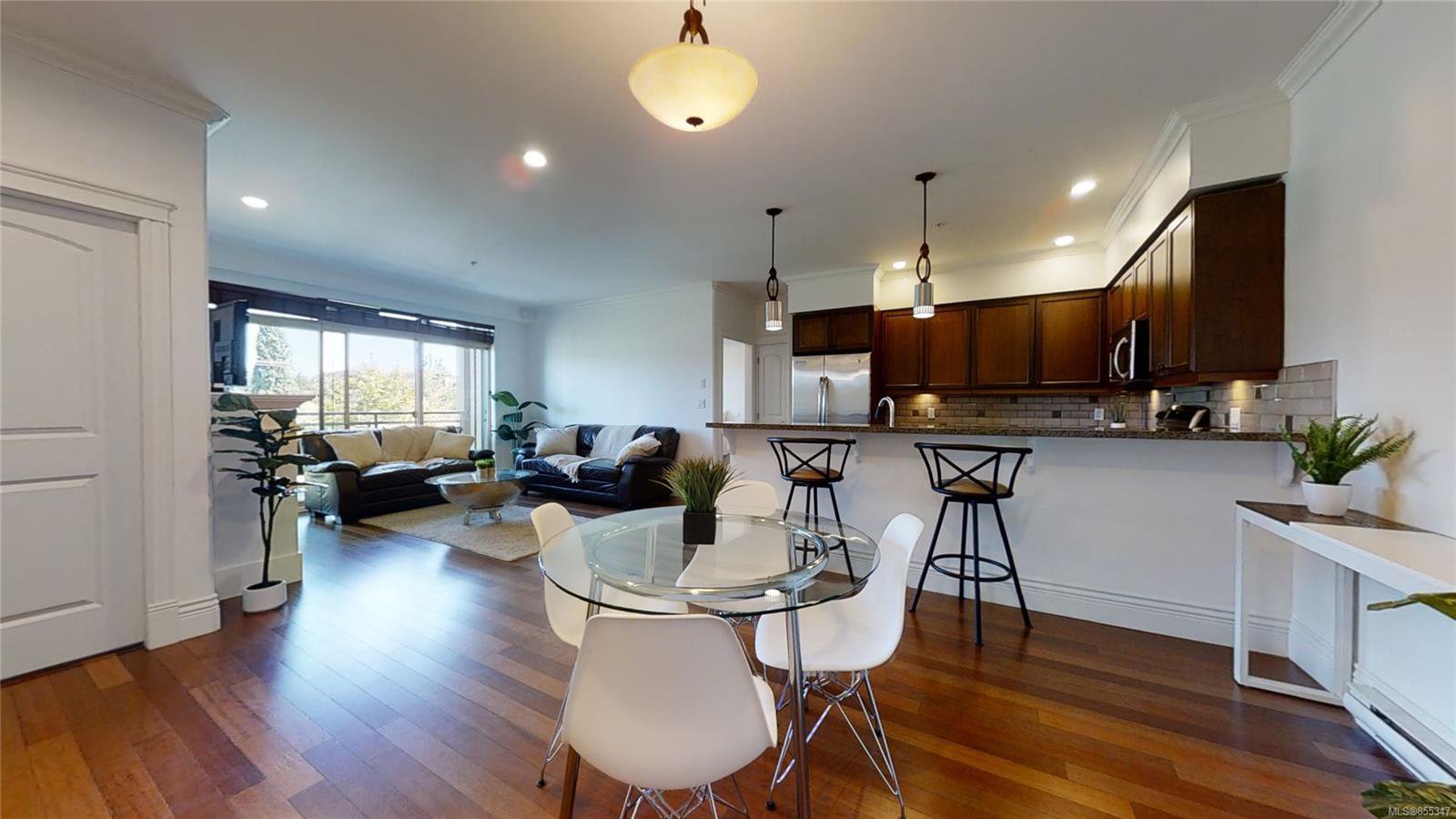 Main Photo: 302 755 Goldstream Ave in : La Langford Proper Condo for sale (Langford) : MLS®# 855347