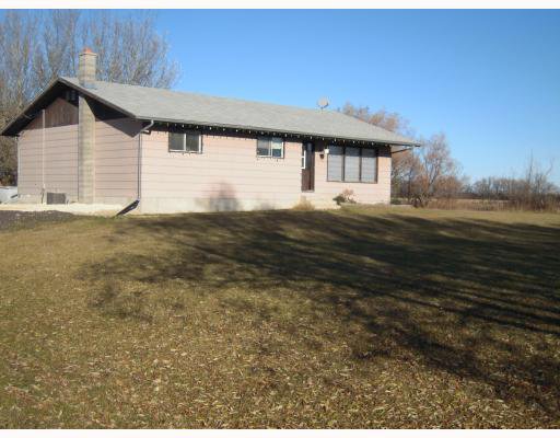 Main Photo: 132 E ROAD 81 Road North in ARGYLE: Argyle / Balmoral / Grosse Isle / Gunton / Stony Mountain / Stonewall / Marquette / Warren / Woodlands Residential for sale (Winnipeg area) : MLS®# 2919092