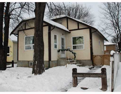 Main Photo: 375 CHALMERS Avenue in WINNIPEG: East Kildonan Residential for sale (North East Winnipeg) : MLS®# 2900377