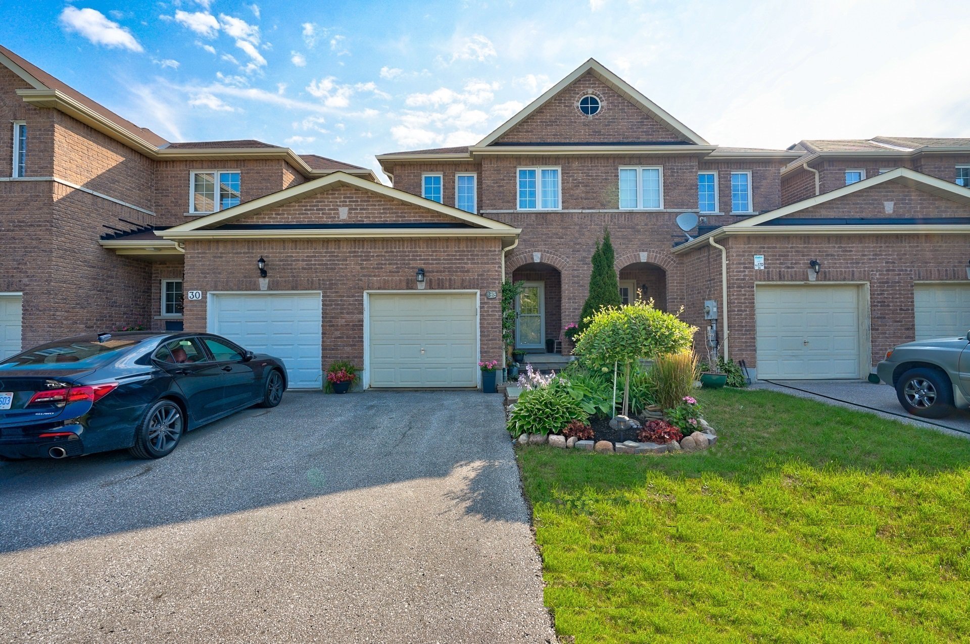 EXECUTIVE TOWNHOME