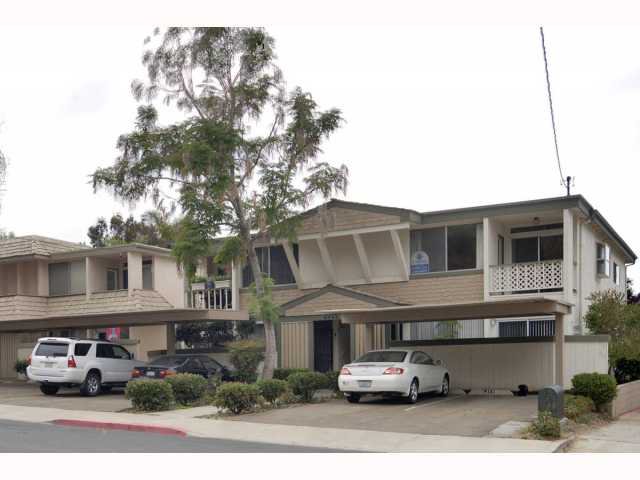 Main Photo: OCEAN BEACH Condo for sale : 2 bedrooms : 3130 GROTON WAY #4 in San Diego