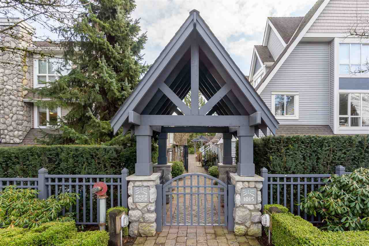 Main Photo: 6 1015 LYNN VALLEY ROAD in North Vancouver: Lynn Valley Townhouse for sale : MLS®# R2434189