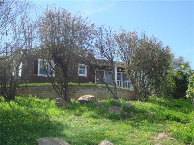 Main Photo: SPRING VALLEY House for sale : 2 bedrooms : 3460 Diversion Dr
