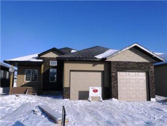Main Photo: 418 Faldo Crescent: Warman Single Family Dwelling for sale (Saskatoon NW) : MLS®# 390449