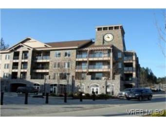 Main Photo: in VICTORIA: La Bear Mountain Condo Apartment for sale (Langford) : MLS®# 462364